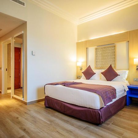 Golden Tulip Le Diplomate Hotel Cotonou Ngoại thất bức ảnh