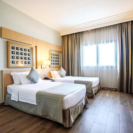 Golden Tulip Le Diplomate Hotel Cotonou Ngoại thất bức ảnh